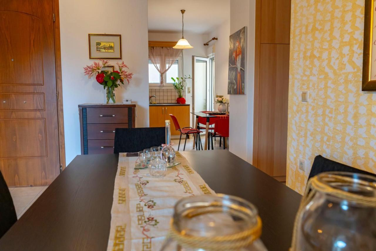 A Quiet Apartment Close To The Sea ゴウヴァイ エクステリア 写真